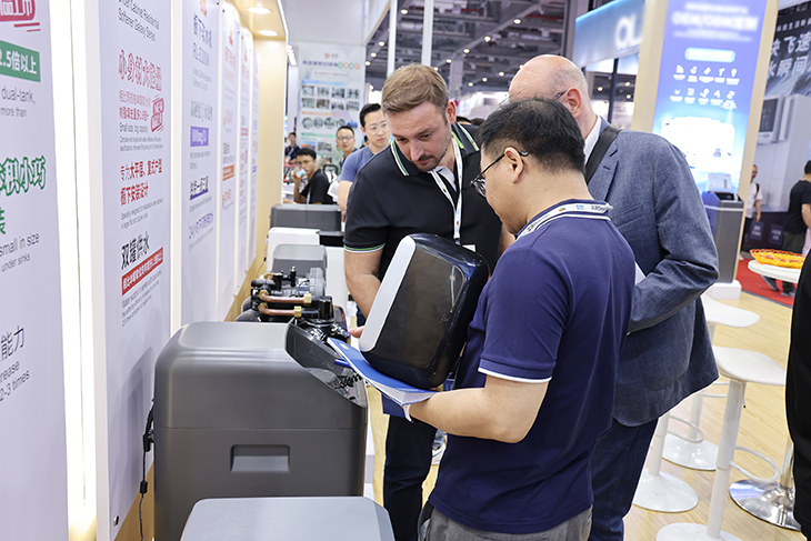 1755051135075870.jpg 4.分體式雙罐串聯(lián)軟水機(jī)RL-RC0190.jpg