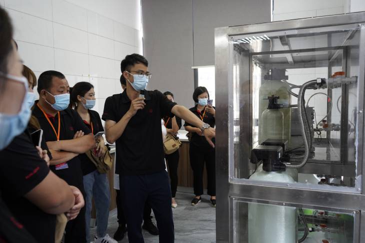 1657179269463331.jpg 7.參觀型式試驗(yàn)室.jpg